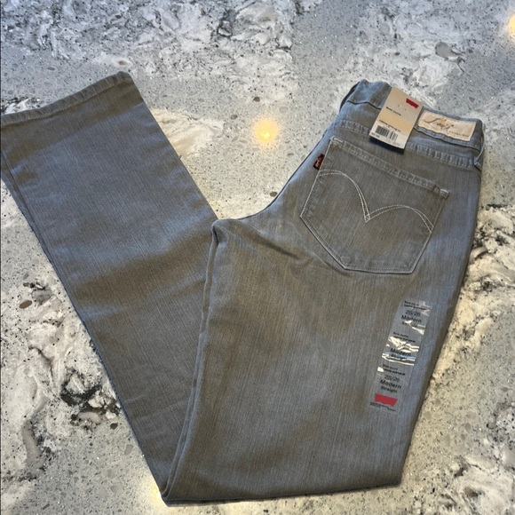 NWT Levi's Curve ID Women's Light Gray Straight Leg Jeans Size 26 - Picture 2 of 9